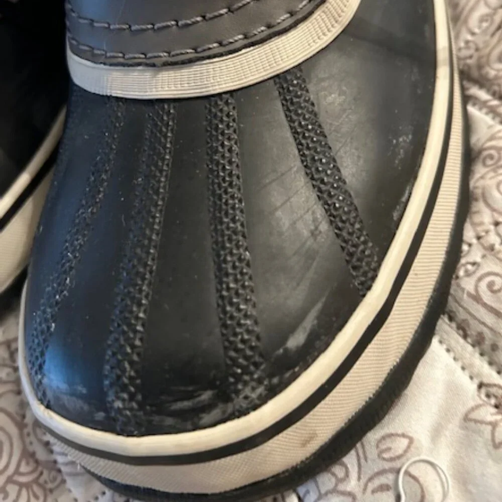 Sorel Winter Carnival Waterproof Boot (Women size 9.5) - Picture 6 of 15